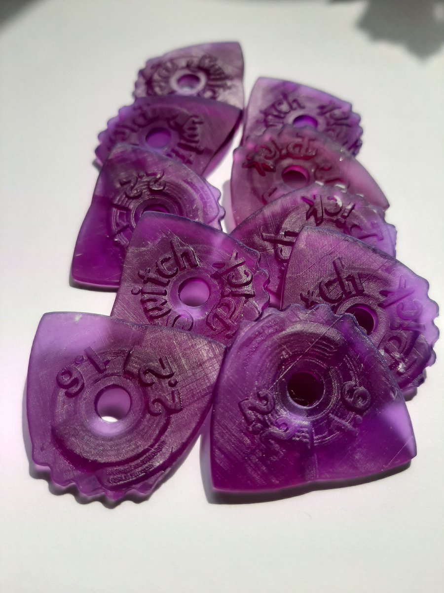 SwitchPick's tweet photo. Switchpick Bass picks now available - please contact us.
 https://t.co/V1NmimbjgT https://t.co/aU5N8nNZEZ