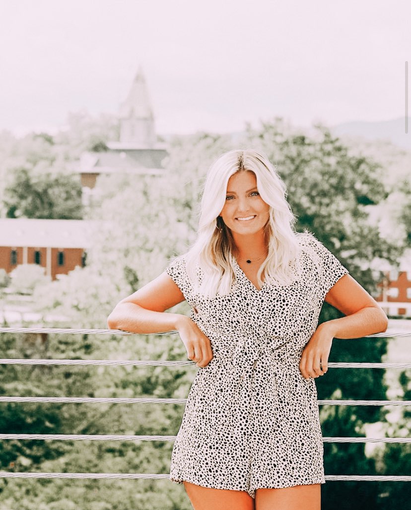 PhiMuUNG's tweet photo. Welcome Back to School! We can’t wait to see everyone’s #masked faces on campus! ✨ https://t.co/Wm1UwSDbPW