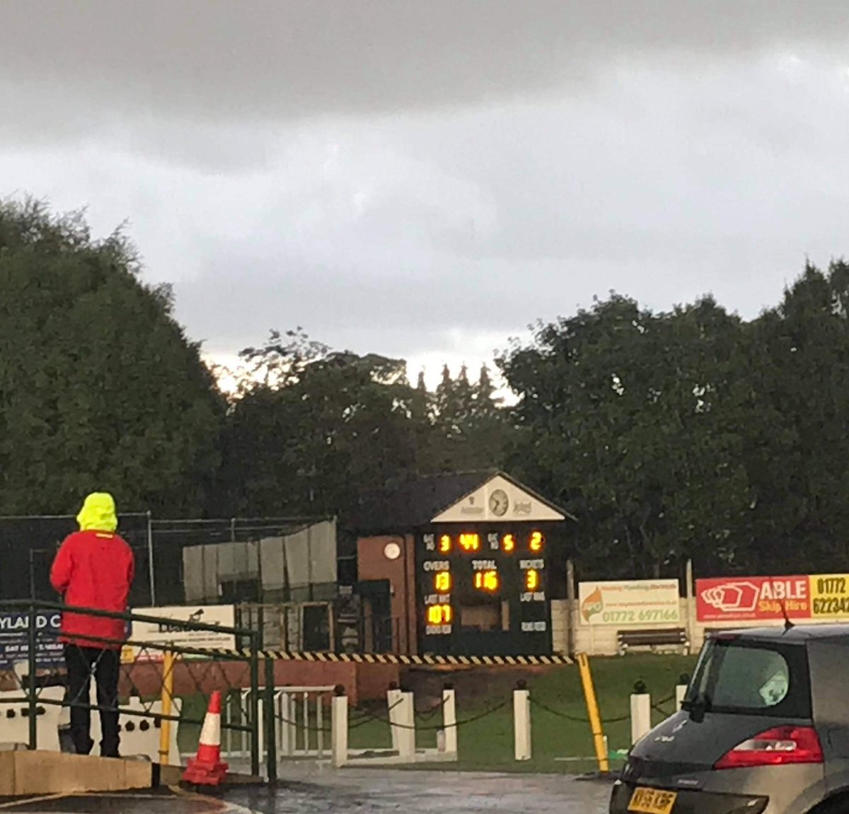 This evening saw Leyland U15s v <a href="/EuxtonCC/">EuxtonCC</a> at home. We started well in sunshine with Darshan retiring at 50  in the 1st 6 overs 👏!! Then the dark clouds 🌧️ came and then the rain 💧. Match abandoned but it was good while it lasted 🏏🌧️☔ #leyland #Cricket