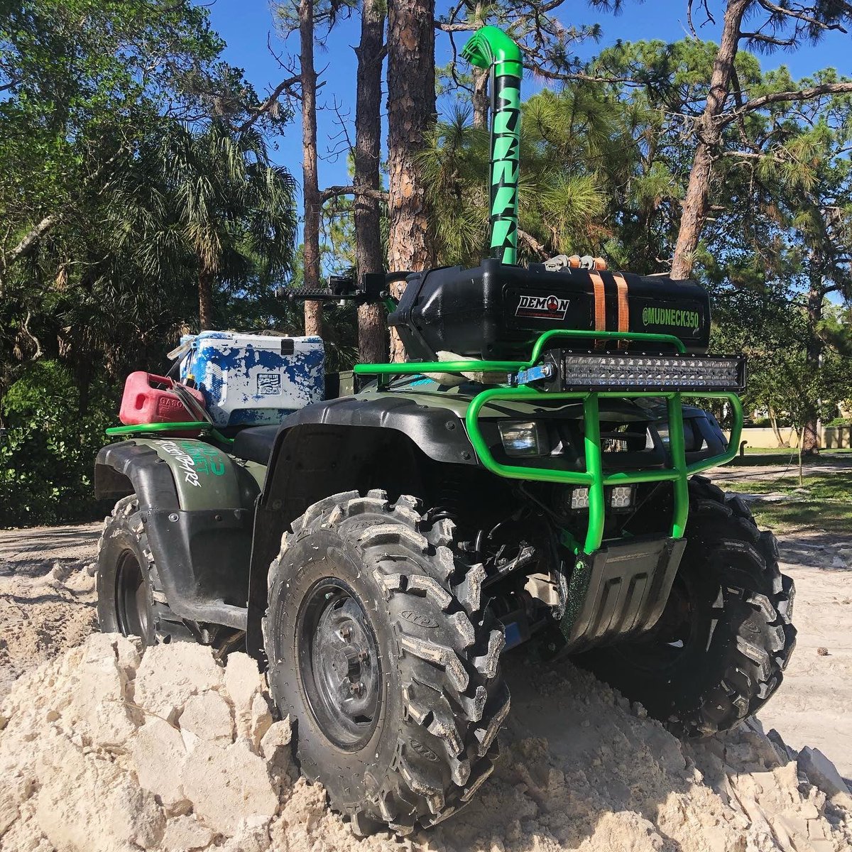BossAudio's tweet photo. How was everyone's weekend? Who went for a ride?
PC: @mudneck350 (Instagram)

#bossaudio #bossaudiosystems #ridewithboss #atv #atvrider #atvriding #atvlife https://t.co/AUNEwXzXut