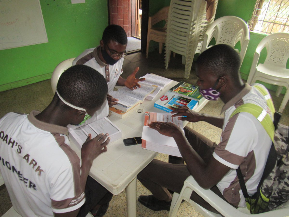 Are you looking for a place where your kids can entertain themselves and get smarter at the same time? Our Reading Room reading room is your answer! <a href="/Bridge_Liberia/">Bridge Liberia</a>