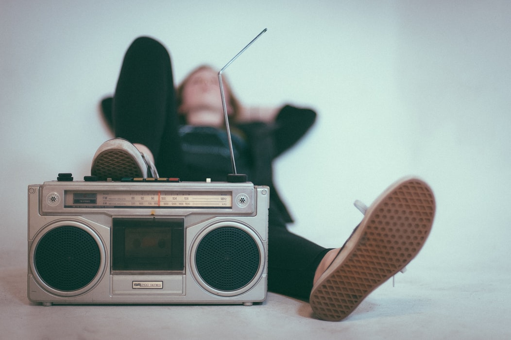 #musicnews BPA Live are now offering a brand new additional service for our International music artists in radio promotion! 🤠🎸🎶
If you have a UK or Ireland radio show playing #Americana, singer-songwriter, #blues, #folk or #country music pls drop us a line! #MusicMonday