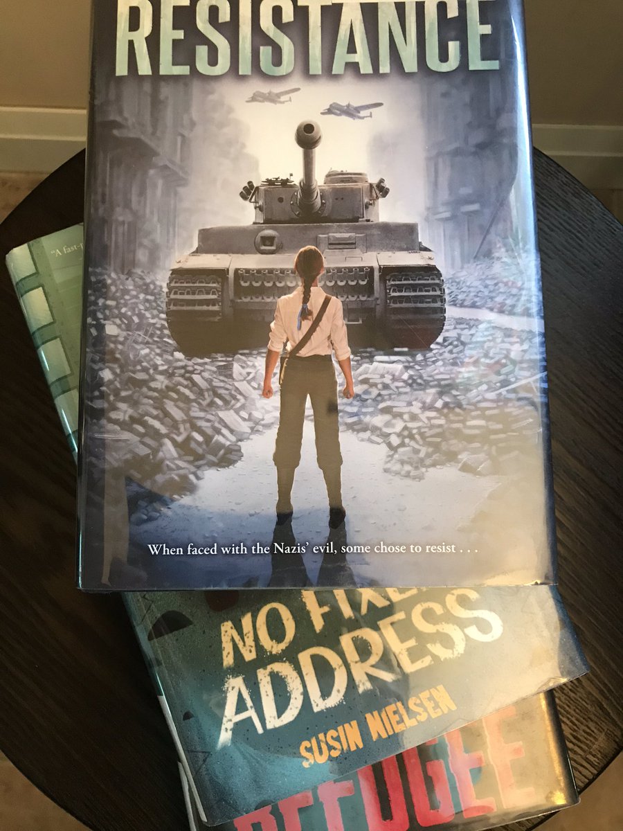sarastec21's tweet photo. Getting ready to Cannonball In @TaraMartinEDU ! Enjoyed every minute of Giving your Literacy Program a Boost @Gardnersteph2 @HSolway. So excited for book pushing, book talks, and new ideas for writer’s notebook #ETFOsa2020 https://t.co/fFO06ibeHZ