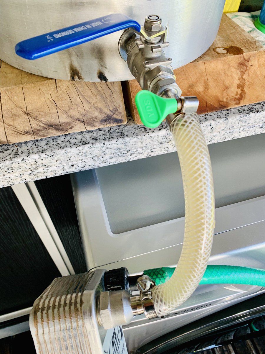 PachaBeer's tweet image. Nueva cocción!!! Hazy Strong Pale Ale (B/A-2020–GI-E): D.O.: 1055, SRM: 5. Lupulada con Mosaic y Amarillo 🇺🇸 4,5gr/lt. A fermentar...