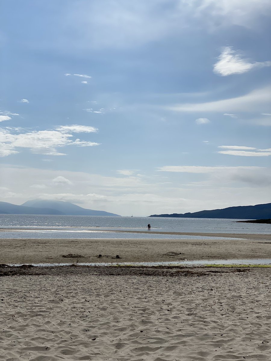 Beautiful day on the beach yesterday at Ostel Bay. Stunning views of Arran. #arran #secretcoast #scottishbeaches #argyll