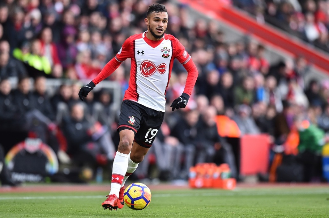 BOUFAL / COURT / OUNASSofiane Boufal (26 ans  / Southampton):  https://www.transfermarkt.fr/sofiane-boufal/profil/spieler/232271Yoann Court (30 ans  / Sans Club):  https://www.transfermarkt.fr/yoann-court/profil/spieler/60525Adam Ounas (24 ans  / Naples):  https://www.transfermarkt.fr/adam-ounas/profil/spieler/400485