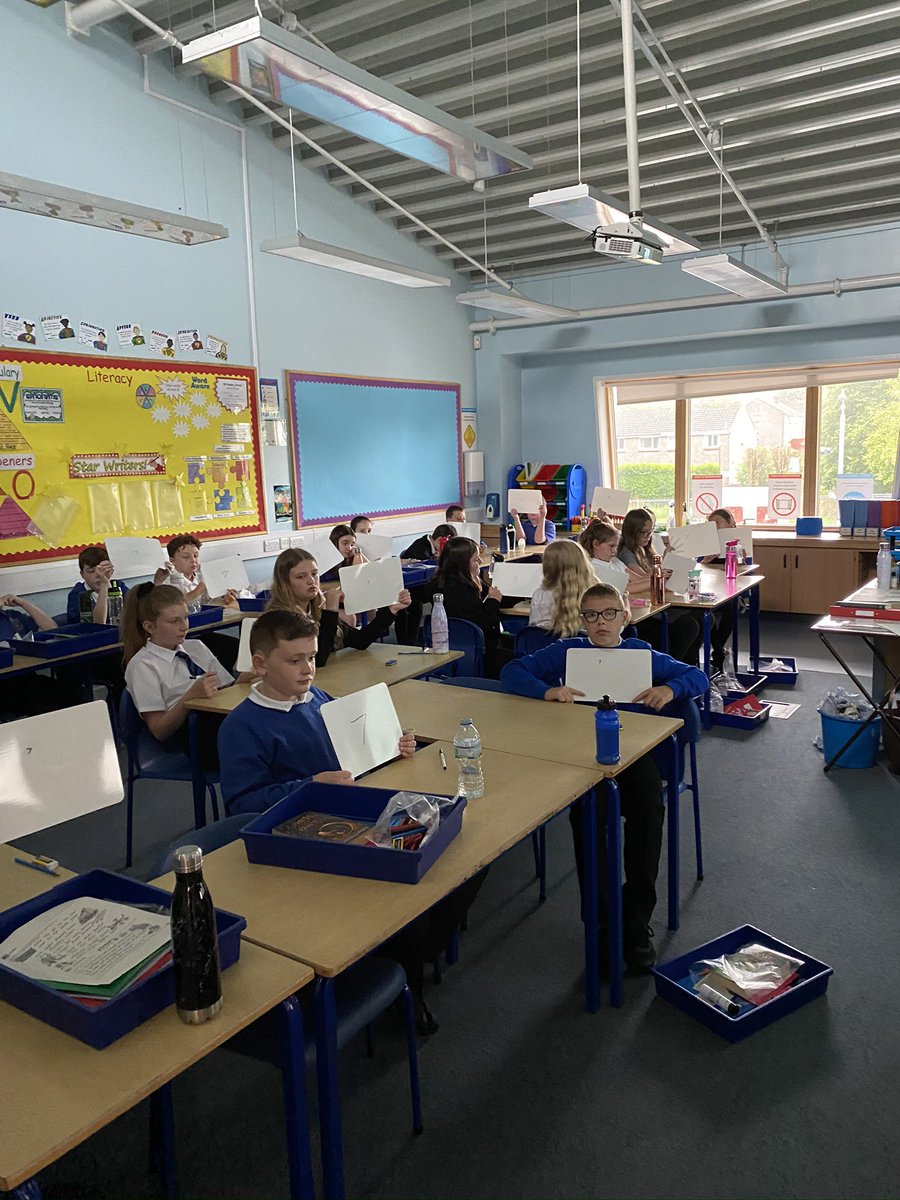 DeanburnPS_P3's tweet photo. Big Maths CLIC Session this morning! Testing our mental maths skills! ββββοΈ #bigmaths #clic #counting #learnits #itsnothingnew #calculations #numeracy https://t.co/1corDHrwSF
