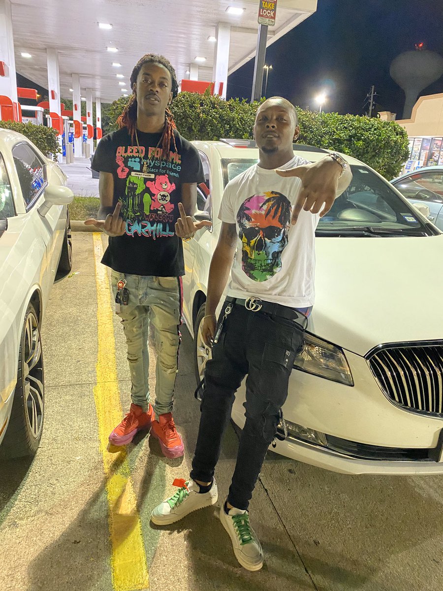 TyTDrizzle's tweet photo. You Can’t Bring Ya Ass Around If You Say Fck Twinn🖕🏾🦍 @TytBoogie
#Twinn❤️🤞🏾 #3xSHIT #Gooy🤮
#FreeYung🔓 #4L🤞🏾#DeeperThenRap🚫🧢 https://t.co/C32yVb60EH