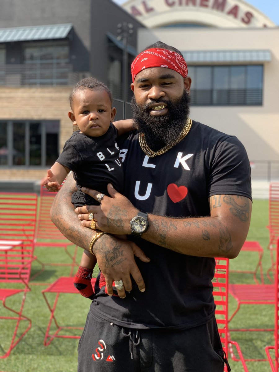 ItsCHIEF's tweet image. #BlkLuv @blkluvapparel  BLK LU❤️