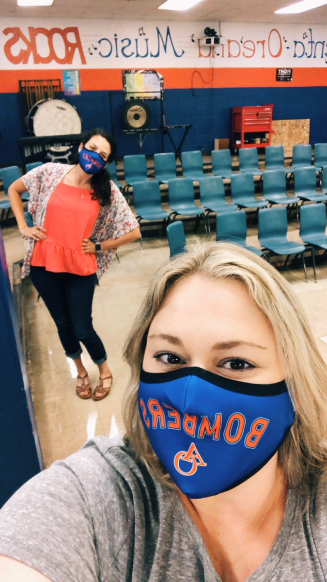 AOHSMusic's tweet photo. Masked up and 6 feet apart. But we had to take that first day photo! #WeAreAO https://t.co/Q624kfat3V