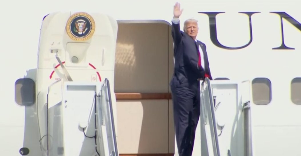 And  @POTUS boards Air Force One as 'House of the Rising Sun' plays for the crowd. Next stop: Oshkosh,  #Wisconsin.