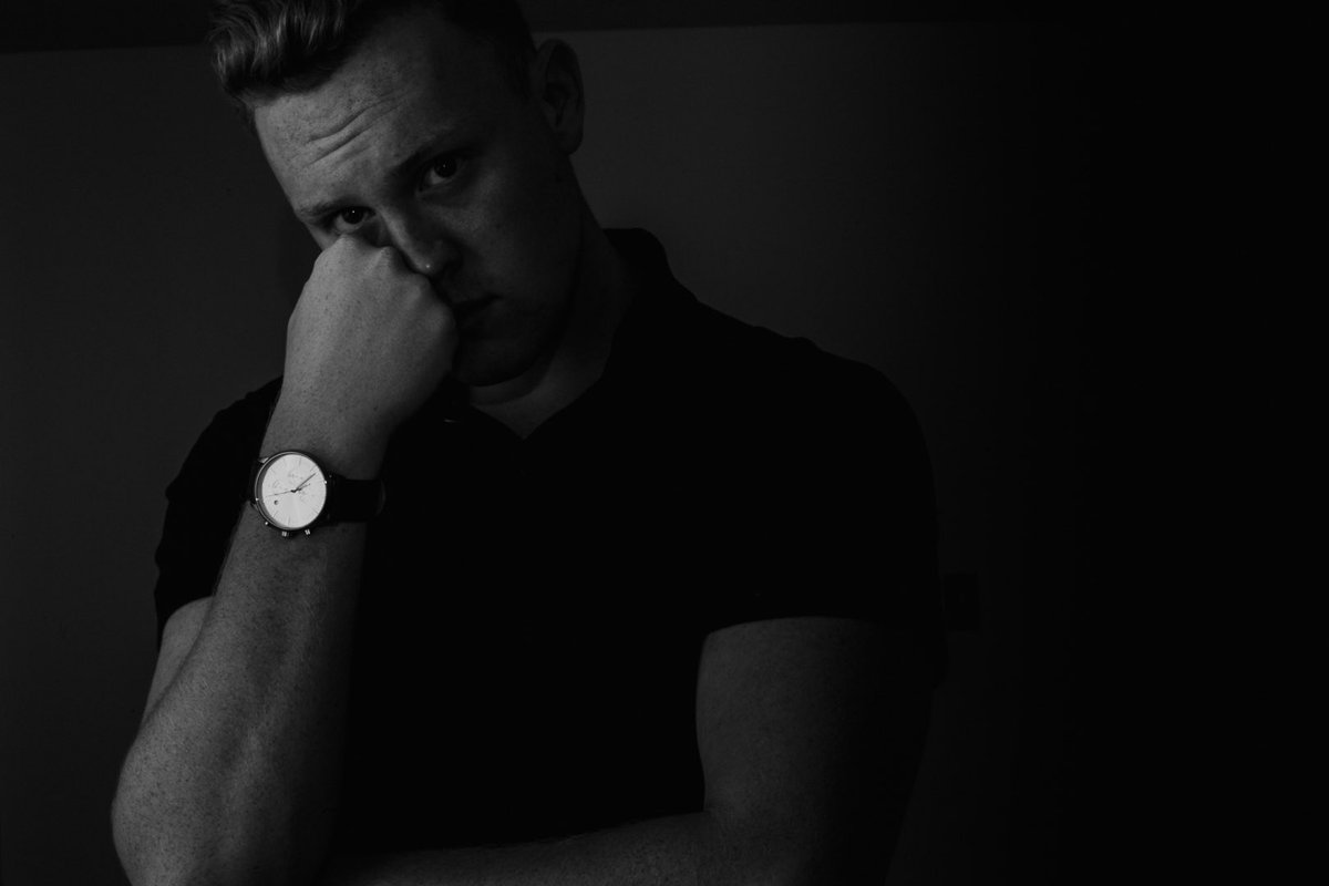 jakereib's tweet photo. self-portraits
8.16.20

#selfportrait #photography #canon #nike #blackandwhitephotography https://t.co/CyRMwaRKMH