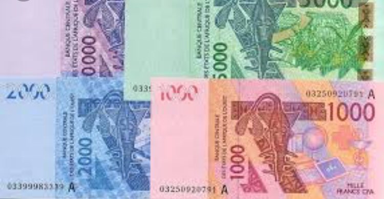 d’achat ou en cash à remettre aux populations au moment du paiement de leur facture correspondant au trimestre concerné. Cette saillance est extrêmement puissante.