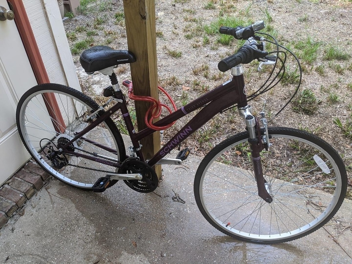 schwinn third avenue bike