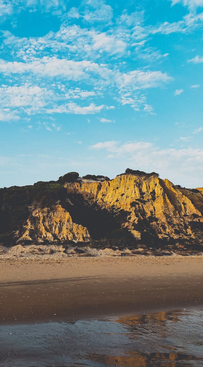 Cielo, mar y tierra.