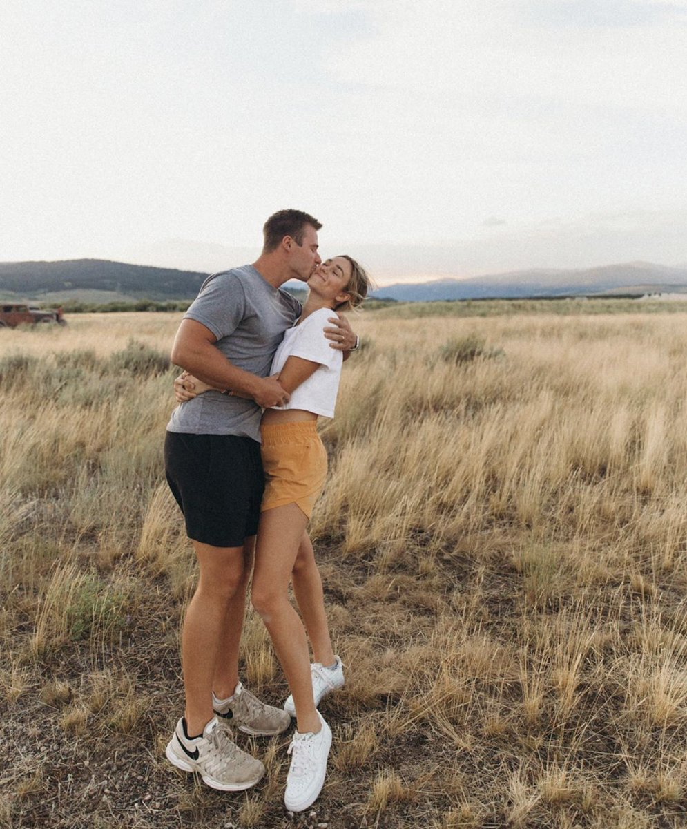 Sadie Robertson Huff tweet media