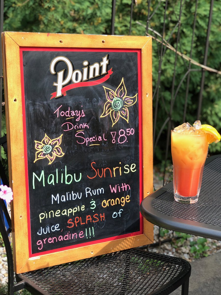 bond124ct's tweet photo. Monday, August 17th Cocktail of the Day

Malibu Sunrise $8.50 - @MalibuRum w/ pineapple and oranges juices, a splash of grenadine, garnished w/ an orange slice. https://t.co/dctWUW7JyV