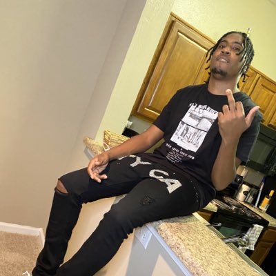 SwaggOutShad's tweet photo. #NewProfilePic https://t.co/PTSG7WTgFv