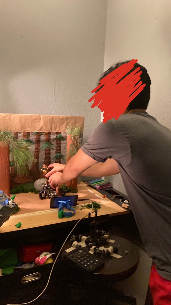 SDannymation's tweet image. Some behind the scenes pictures of Squatch This.                                                         #stopmotion #dragonframe #animation #clay #claymation #armature #behindthescenes #bts #bigfoot #sasquatch