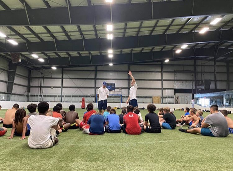 OrlPirates's tweet photo. Our main man and QB @SBreezy_10 took time with #SAYA Student Athlete Youth Association to work with the young athletes and pass on some of his swag! 🏴☠️ 📚 🏈
#PiratesGiveBack https://t.co/ffNPjMGeth