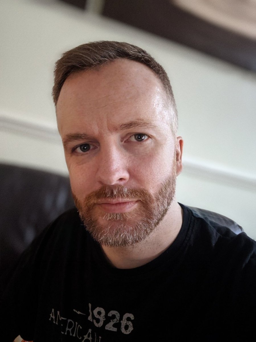 Finally it was haircut day today at last! Bye-bye lockdown hair! No more ginger Tomcat on my head!  😹😁