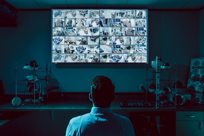 SalientSys's tweet photo. Video surveillance technologies continue to evolve. Some of the fastest-growing areas include AI-based video analytics and cloudbased video access and recording. Read our full article with @SecurToday here: https://t.co/6kHZejRTrs #AI #surveillance #tech #trends #analytics https://t.co/taYlDvshRW
