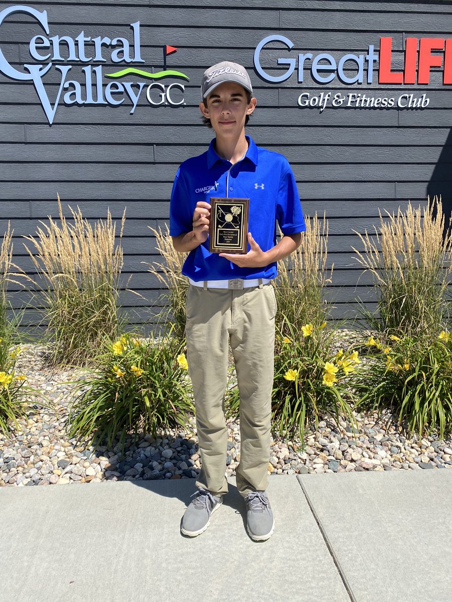 sfc_activities's tweet photo. @sfc_golf Kaleb Jost shoots a 78 to win season opener at West Central Invite! Team takes 3rd place. #wholeinone #chargers https://t.co/WkID8wubC0