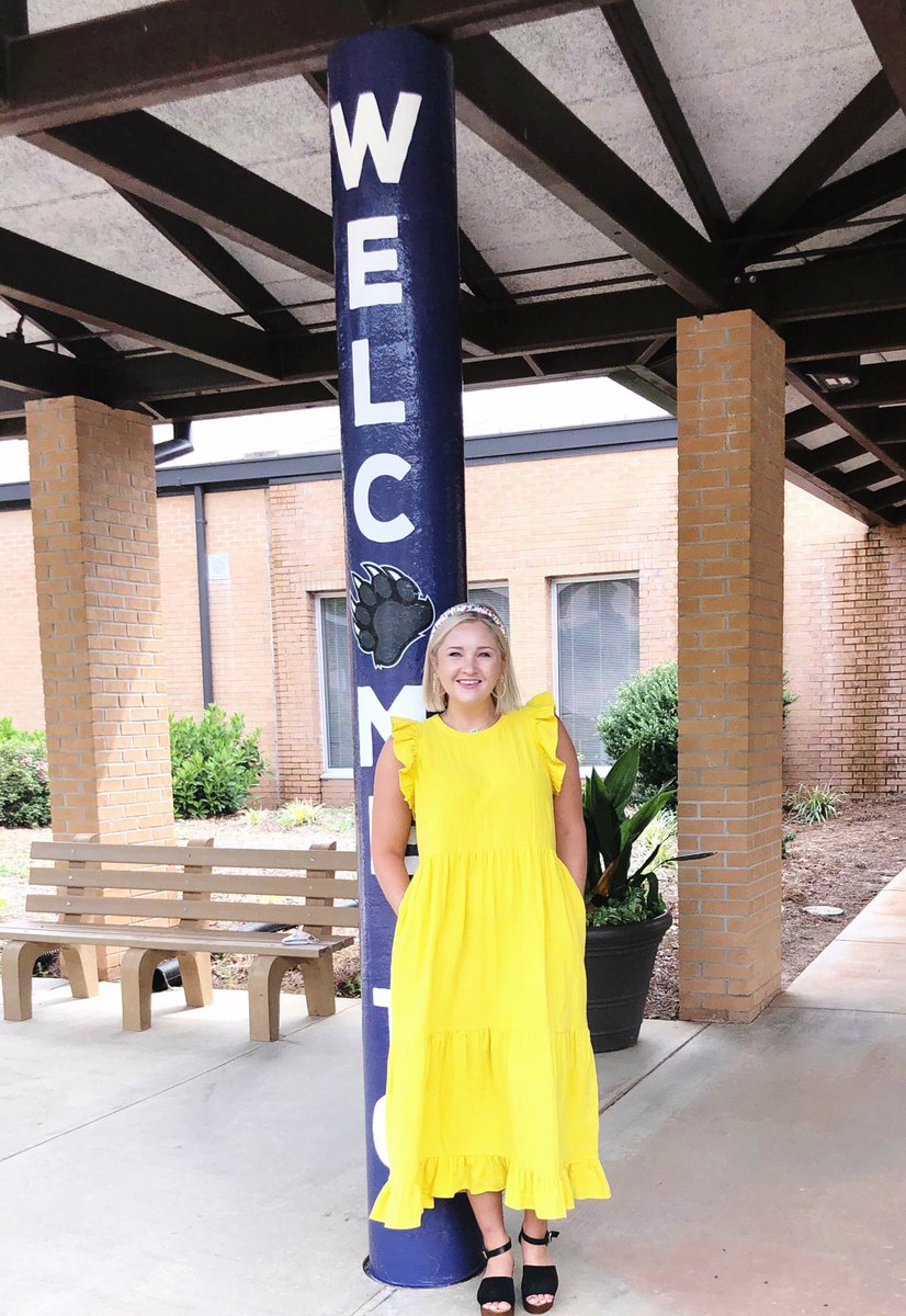 Happy first day of school! Ready to take on year 5 with some PAWsitiveley awesome second graders ❤️🐻 #barnwellstrong