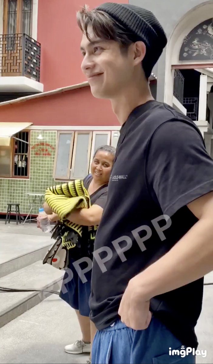 itspapiiB's tweet photo. No subtitle!! 🤪🤪

#bbrightvc #brightwithasmile 

© @porsche_por https://t.co/1jnDRlj75i