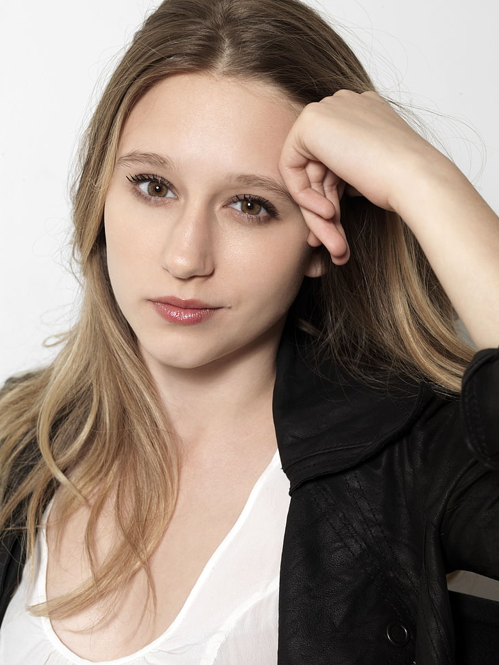 Happy 26th Birthday to the lovely Taissa Farmiga 