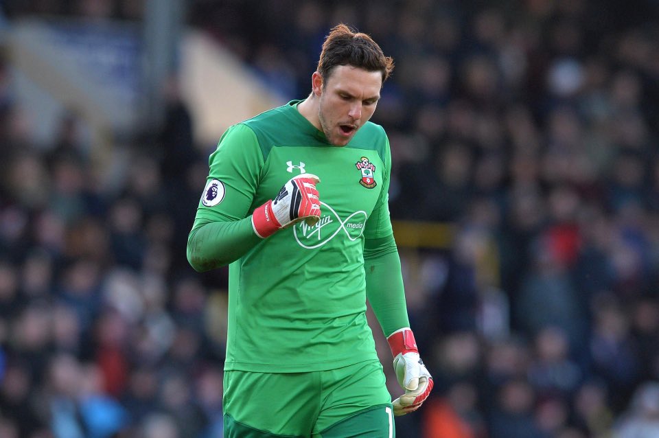 Southampton Alex McCarthy 4.5 GKScoring a total of 104 points last season & with there not being many great options under 5.0 in goal he could be a fantastic option.He managed 7 CS & pulled off 1 penalty save and has locked down the GK position under Hasenhüttl.