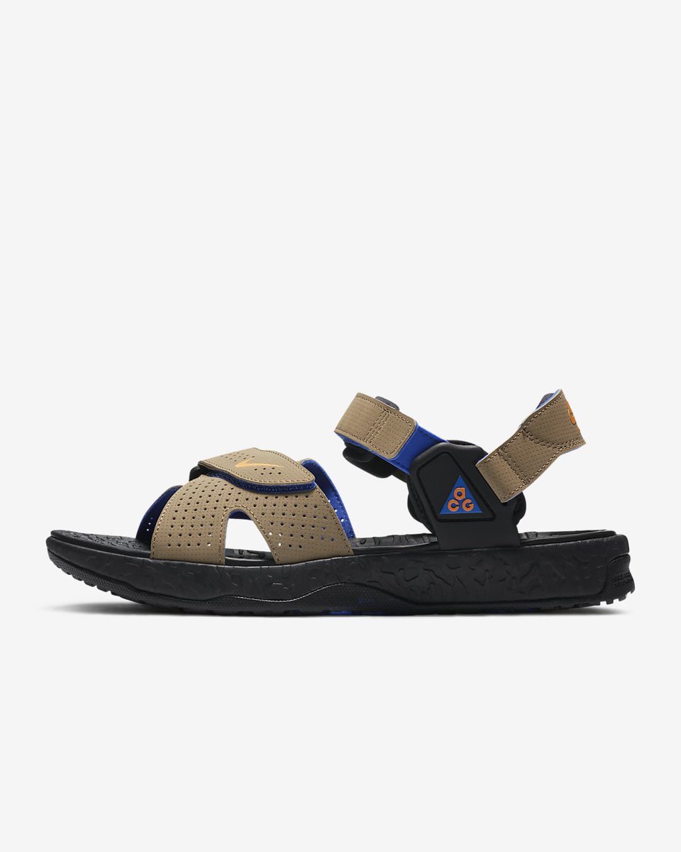 SNKR_TWITR tweet media