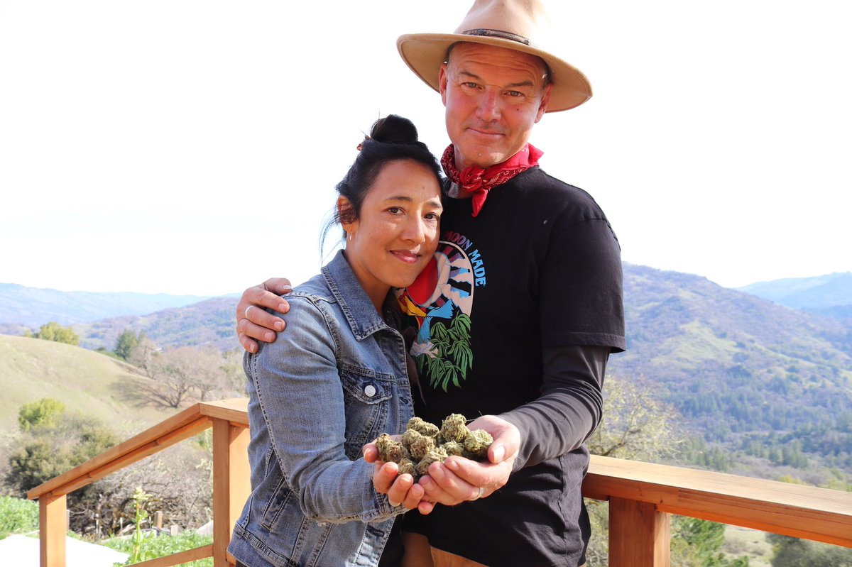 BrotherDavids's tweet photo. Be present.
Have integrity.
Align with Love.
Choose @SunAndEarthCert cannabis.
Have a great week!
#sunandearthcertified #motivationmonday #smallfarmers #brotherdavids #sungrowncannabis #climatefriendlycannabis #healsoil #healearth #sustainablecannabisfarming https://t.co/27t0oX6xrn