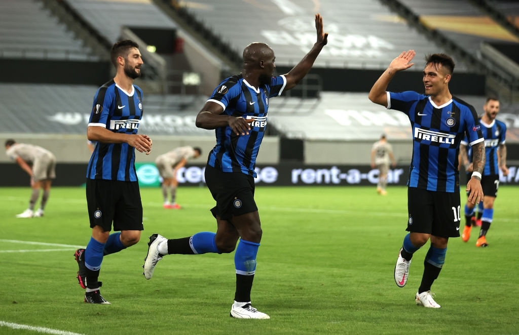 Nerazzurri_Ale's tweet photo. Ahhh, sweet… 😍😍😍#Lautaro #Lukaku #InterShakhtar https://t.co/TMjBJnO2iH