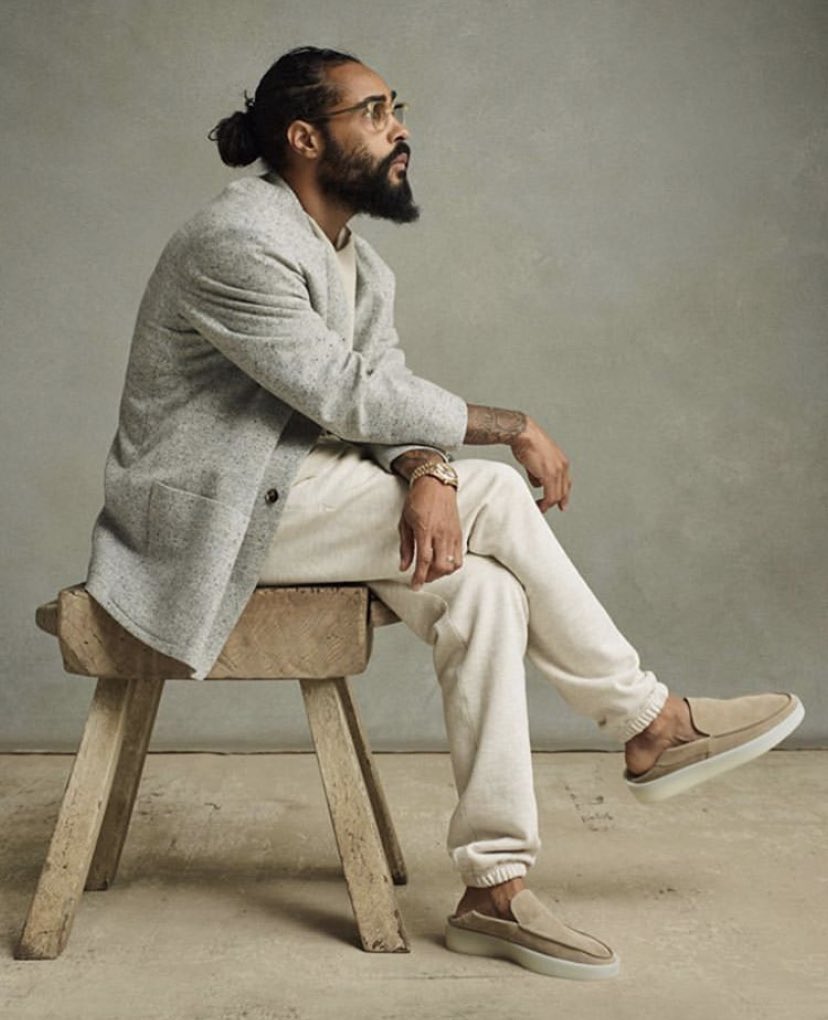 Legendarymx_'s tweet photo. #theseventhcollection de @fearofgod por @JERRYlorenzo ya se encuentra disponible. ๐คฏ Se trata de 70 looks que buscan trascender durante esta nueva era. โจ
Les compartimos algunos de ellos ๐๐ป https://t.co/D3oNTXKbyI