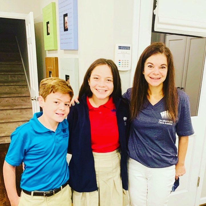 21stStacy's tweet photo. We all had a GREAT first day pandemic-style! @Davis_Academy #davis5 #davis8 #maskedup #handswashed #DavisLOVE #tlchat #futurereadylibs https://t.co/BZJYLR3O1z
