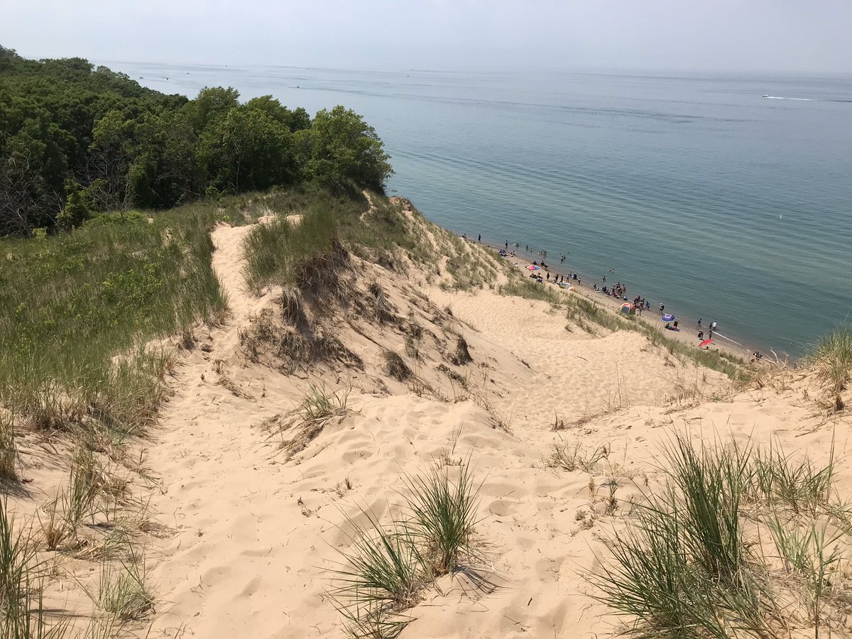 LiveaMemory's tweet photo. @CourseCharted @RoarLoudTravel @NothingButNE @GalsWander @2TravelDads @sl2016_sl @RoadtripC @suziday123 @always5star @Adventuringgal @wandersmiles @WAISItravelblog @LindaPeters64 @SashaEats @leisurelambie @LisaRivera2207 @beckyexploring @AuraPriiscel @MadHattersNYC @HHLifestyleTrav @TravelBugsWorld @epicureanexpats @SonjaSwissLife @RudiGourmand @NYCapricorn @NomadsPassport @pip_says So Many #MiniTrips Just a Short Drive from #Chicago!
A Fav of Mine - A #RoadTrip to @IndianaDunesNPS!
A Wonderful #NationalPark and So Close to the #WindyCity Too!
And When You Visit - Say Hi to My Good Friend, #ParkRanger, Rafi Wilkinson!π
#Travel #Nature #Indiana
#Adventure https://t.co/lYfOdF8Ip9