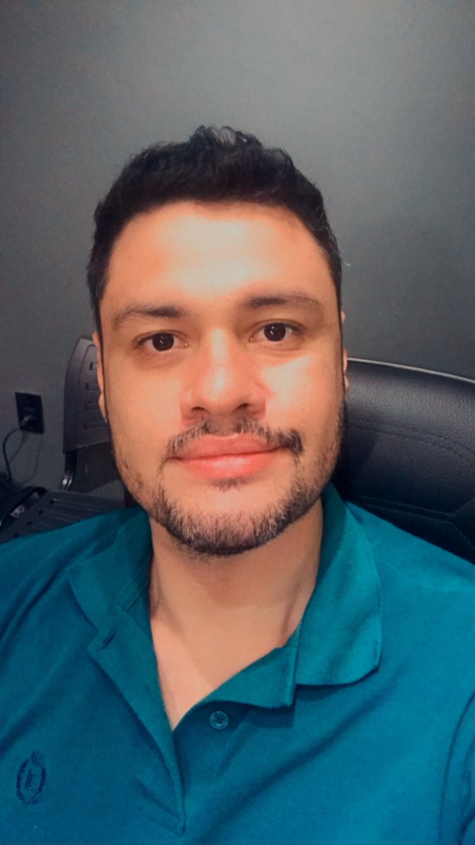 AntonioSouzaJr's tweet photo. De volta às aulas de canto presenciais! 😊 #voiceteacher #professordecanto #lgbt https://t.co/MxWs3biFH5
