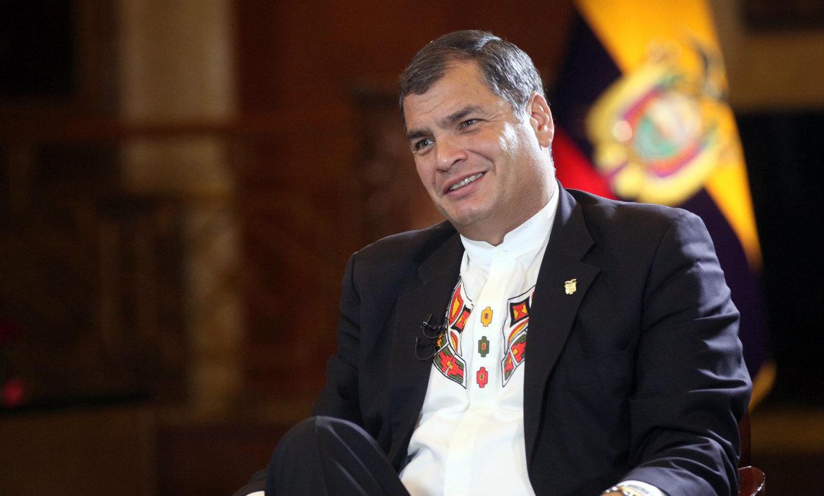 UnCafeConJJ's tweet photo. #Atención: La Revolución Ciudadana, integrante del frente @UNESECUADOR, presenta a su binomio para las próximas elecciones: 

- @ecuarauz a la Presidencia 
- @MashiRafael a la Vicepresidencia https://t.co/XCH8brxskt