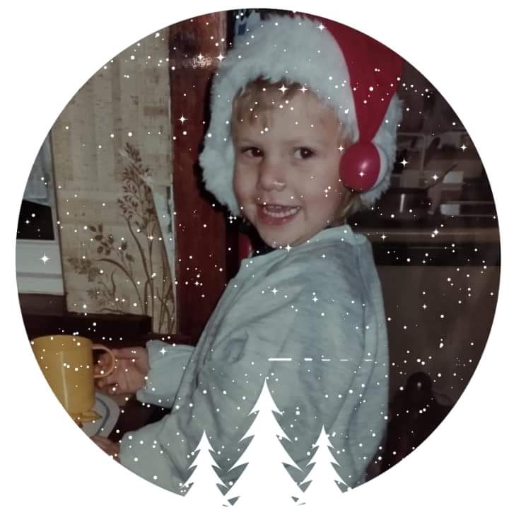 unclegayboy's tweet photo. I'm over 2020 lets spread #christmas cheer in August little me loved Christmas and sti holds #joy in my heart and soul https://t.co/AlDYJQN4t2
