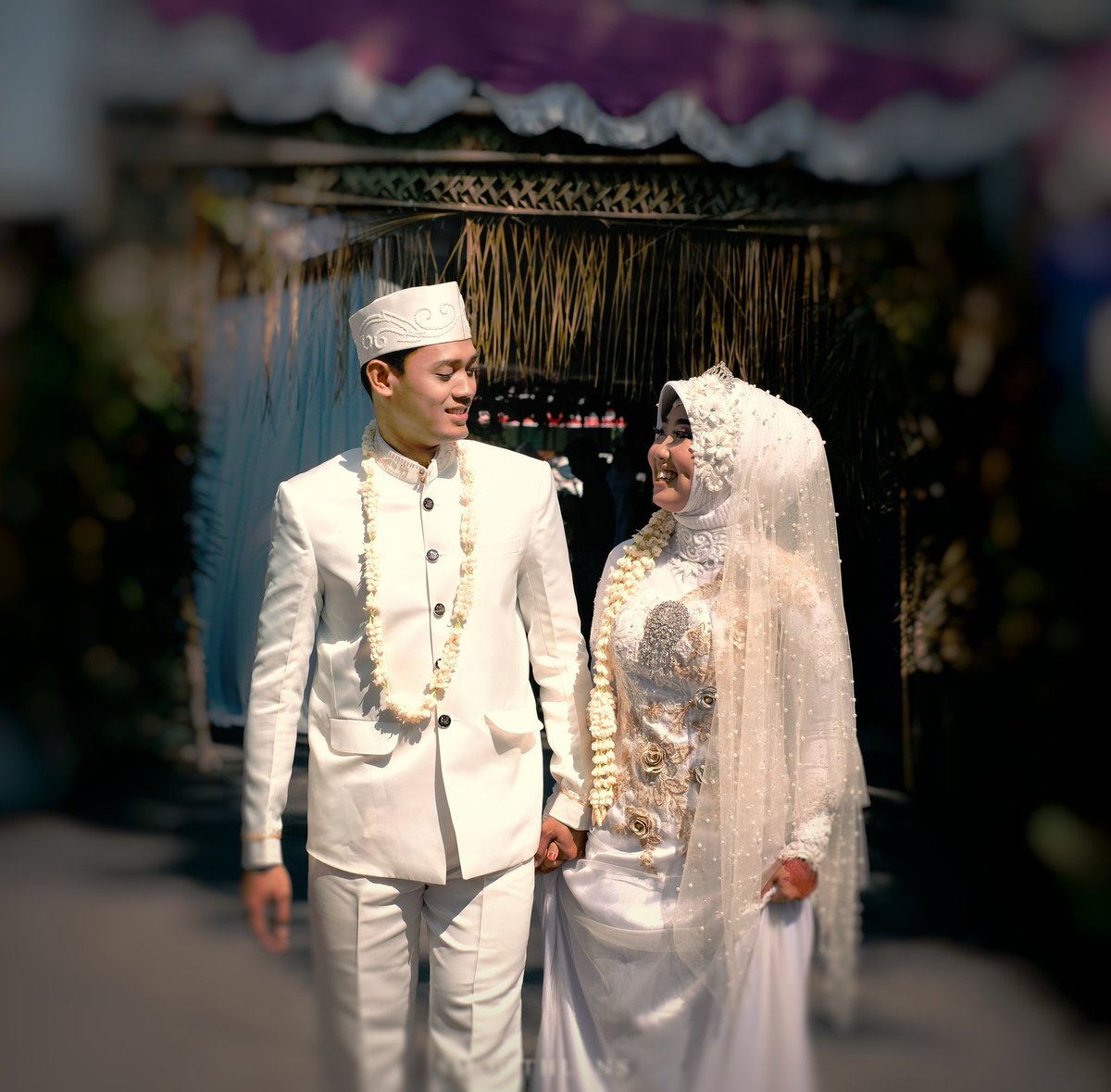 desahclaudya's tweet photo. ”Dan segala sesuatu Kami Ciptakan Berpasang – pasangan supaya kamu mengingat kebesaran Allah.”
Qs. Az- Zariyat Ayat 49 https://t.co/vFzL2EOYbf