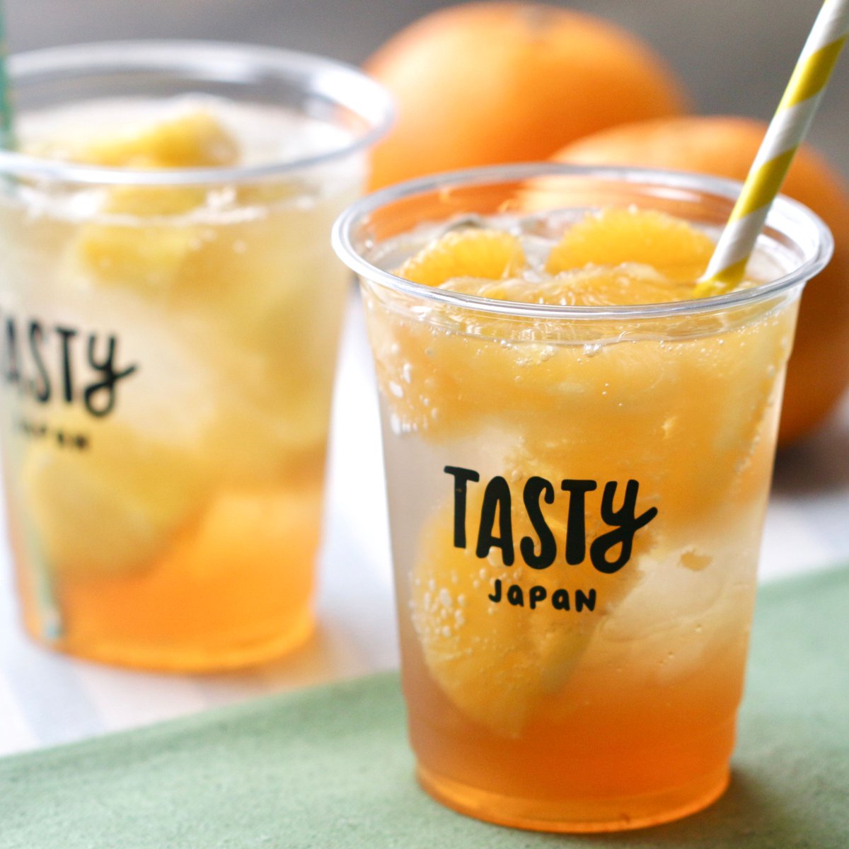 A Thread From Tastyjapan 炭酸水で割ったり ヨーグルトにかけたり 色々使える 甘夏とパインの紅茶シロップ漬け の作り方 薄皮をむいた甘夏とカットパインをそれぞれ保存容器に入れる A Thread From Tastyjapan 炭酸水で割ったり ヨーグルトにかけたり 色々使える 甘夏とパインの紅茶シロップ漬け の作り方 薄皮をむいた甘夏とカットパインをそれぞれ保存容器に入れる