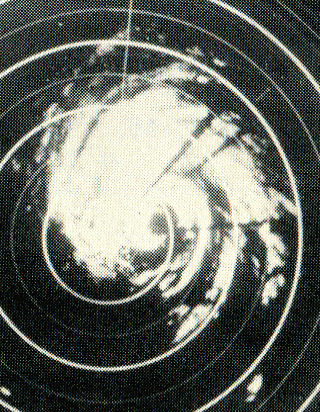This  #NewOrleans radar image of  #HurricaneCamille was taken less than 50 miles from its center on August 17, 1969 at 2200 CST. Learn more about  #HurricaneCamille at  https://extremeweather.network/hurricane-camille-1969Credits: ESSA, the forerunner of  @NOAA