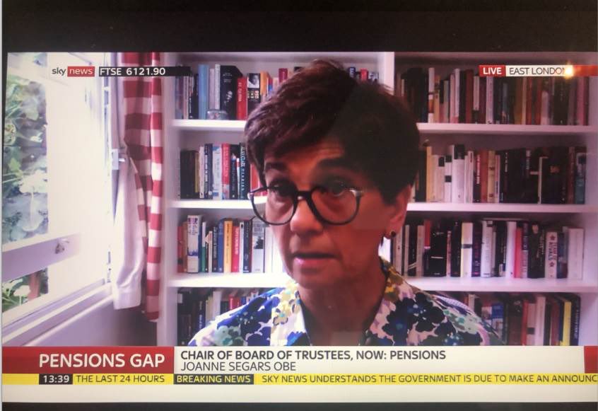 JoanneSegars's tweet image. Great to be on @SkyIanKingLive today to talk about single mums and the gender pensions gap av pensions pot just £18.3k v £153k for a man! 

#closethegap #timetofixit #singlemums #fairpensionsforall @nowpensions