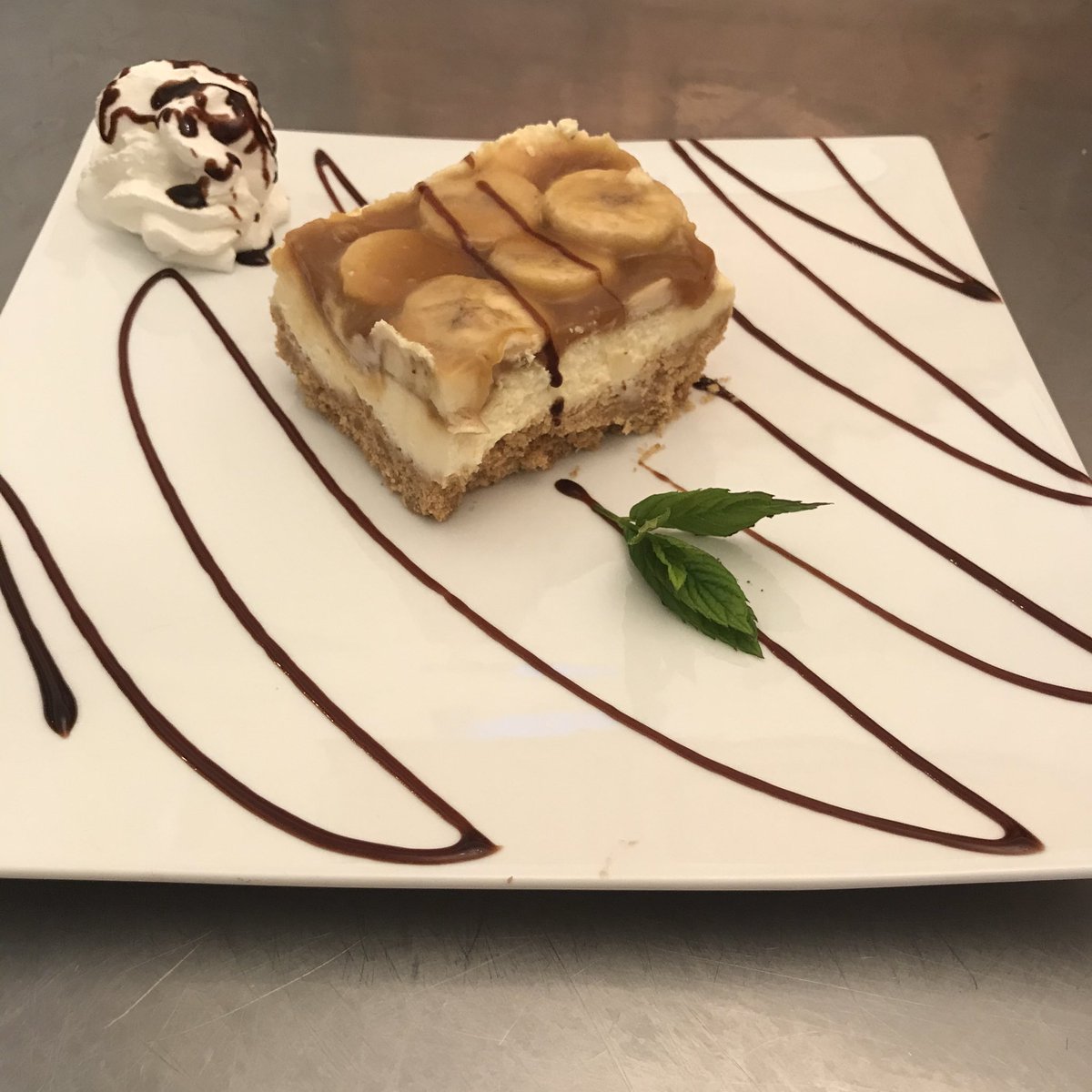 manse_old's tweet photo. Cullen skink.  Hot chocolate fudge cake, banoffee cheese cake,all home made https://t.co/UtqBQwNVri