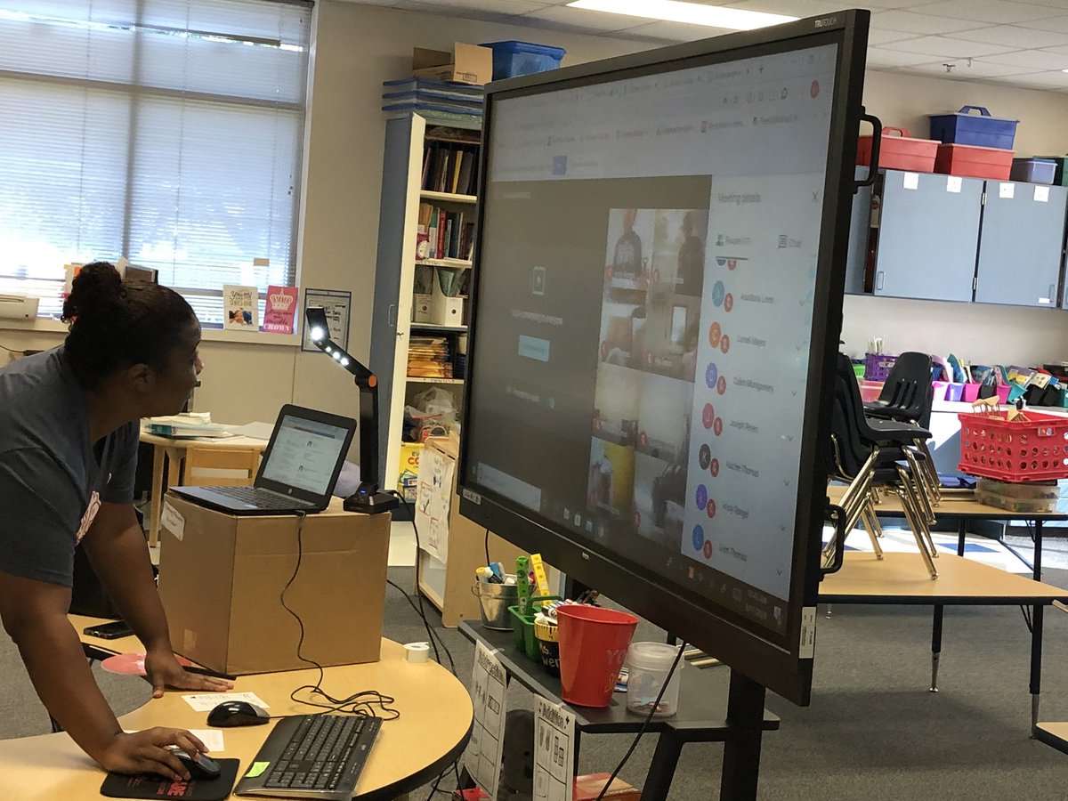 eyeonliteracy's tweet image. Today @McWhorterES we had an amazing #cfbfirstday of school!  Our young coyotes we ready and excited about joining us remotely.  Many of our kids did not want to leave the google meets call!  We’re off to a great start! @DrChapmanCFBISD @CFBISD #TogetherWeCan