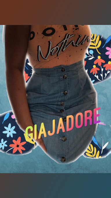 Ugly cute lil pic.  Playing with my apps lol #curves delicious https://t.co/8gX0WV7Zo0<a href="/tag/curves"class="tags">#curves</a>