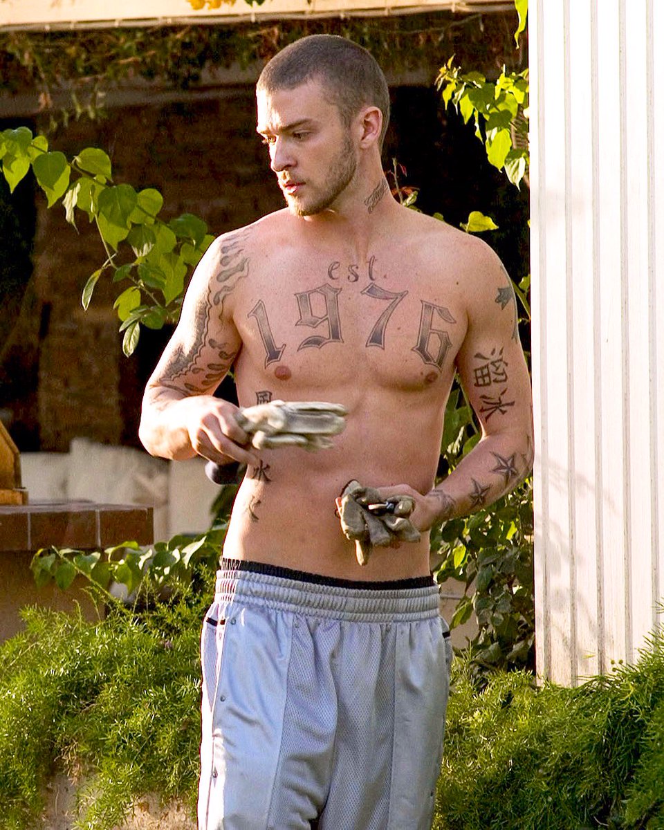 sexy + he knows it tweet media