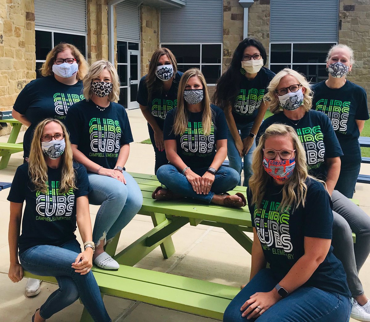 MsHollandMed's tweet photo. Don’t let the masks fool you.... the #ACE4thgrade team is excited to be back! Bring on the new school year #ACEcubs #OfficialTeamPic https://t.co/hXnNdMG4qt