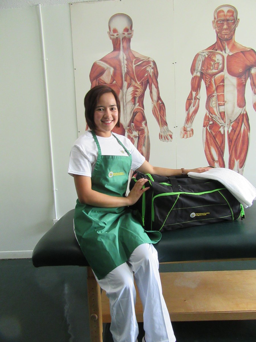 International Academy of TCM Ottawa (AcademyTcm) Twitter